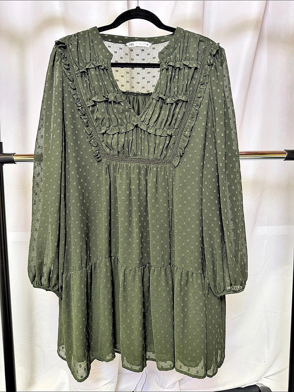 Zara women’s Mini Long Sleeve Dress in Green Size Large